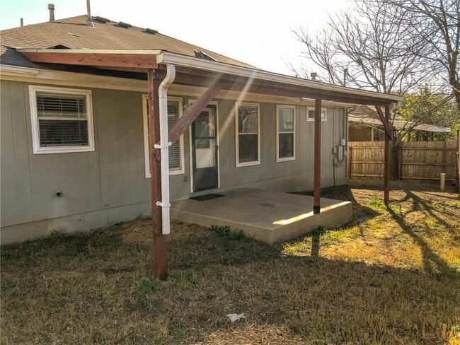 Building Photo - 1704 Morning Meadow Cove