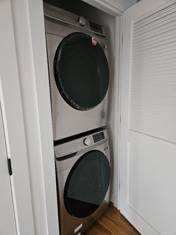 Building Photo - 90 Shrewsbury Ave