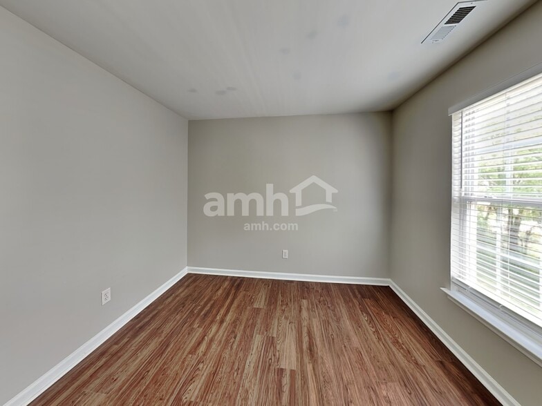 Building Photo - 10145 Baxter Caldwell Dr