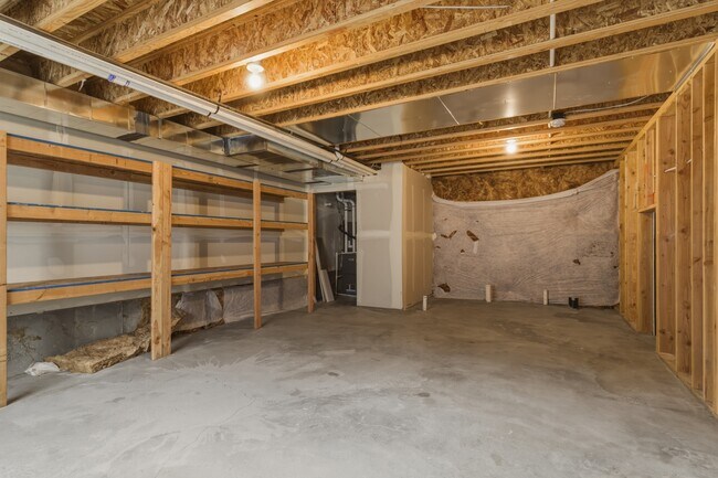 Building Photo - Herriman Town Home