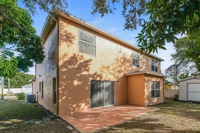 Building Photo - 304 Michigan Ln