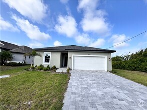 Building Photo - 213 Antis Dr