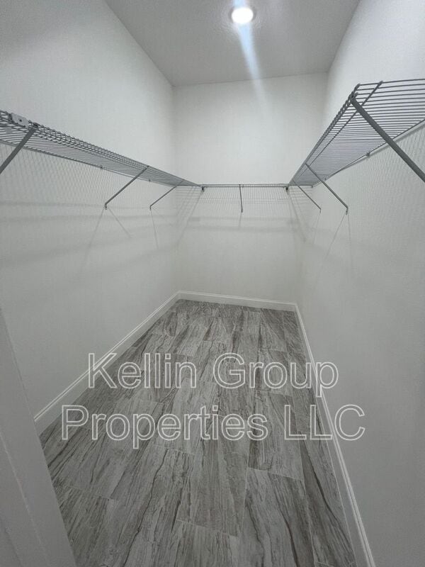 Building Photo - 2281 Whitley Ln