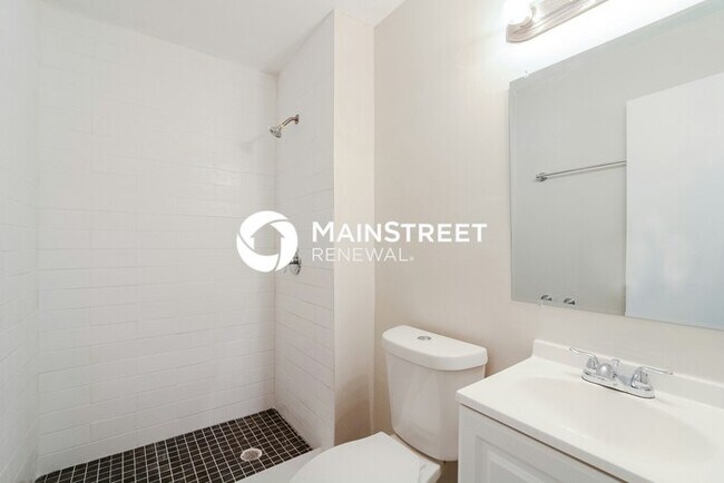 Building Photo - 3 Bedroom Pet-Friendly Home in Longwood, FL with Main Street Renewal