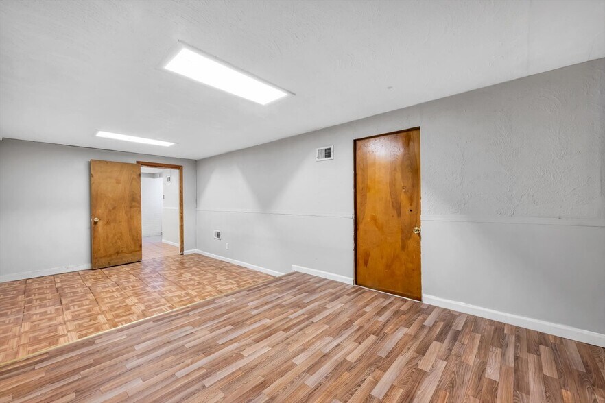 Building Photo - 1209 Congress Ave