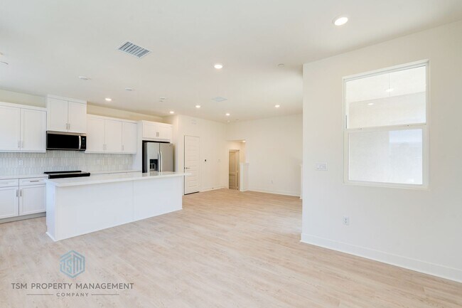 Building Photo - Brand New Built 3 Bed 2.5 Bath Flex Townhouse in Ontario!