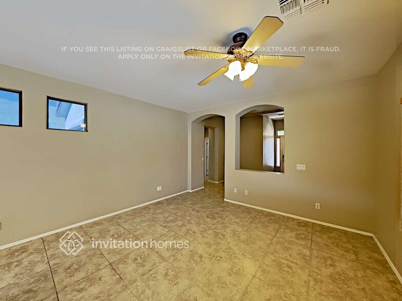 Building Photo - 7627 E Boise St