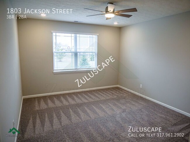 Building Photo - HALF OFF 1st MONTH RENT….1803 Jackson Stre...