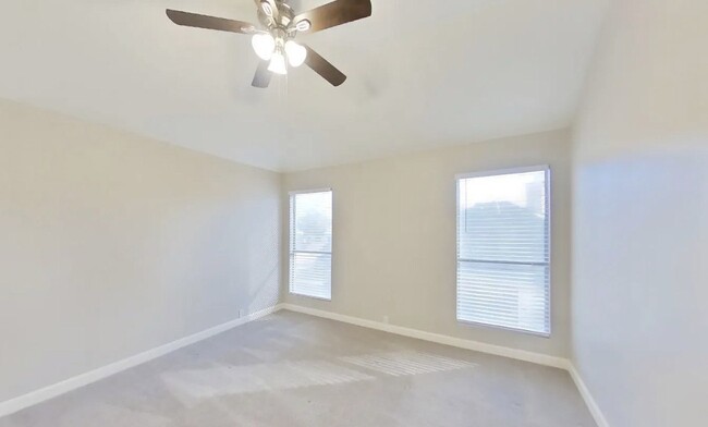 Building Photo - Modern 3-Bedroom Sanctuary in a Sought-After Location