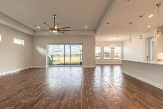 Building Photo - Brand new home in Mosaic subdivision. 3 car garage