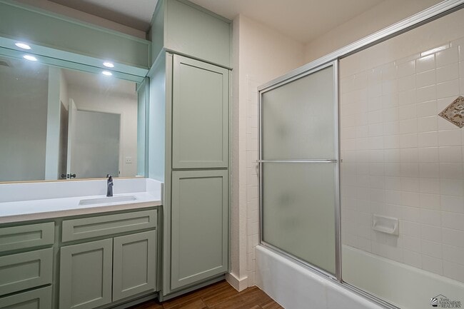 Building Photo - 12175 S Ironwood Dr