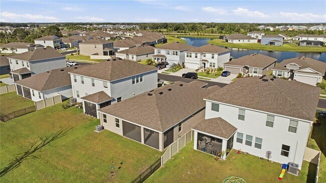 Building Photo - 10622 Eustis Dr
