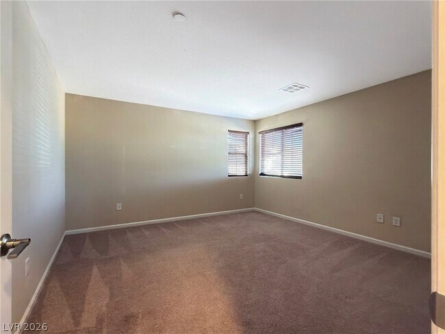 Building Photo - 208 Rocky Basin St