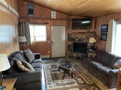 Building Photo - 300 Bay Point Dr