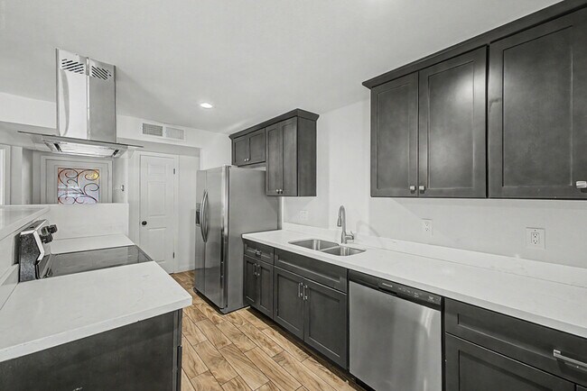 Building Photo - 13608 N 41st Pl