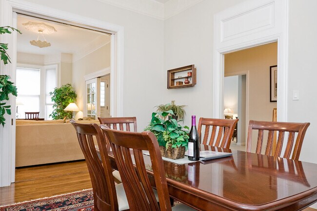 Building Photo - 1406 Post St