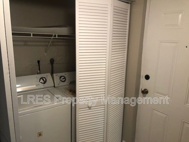 Building Photo - 4751 S Texas Ave