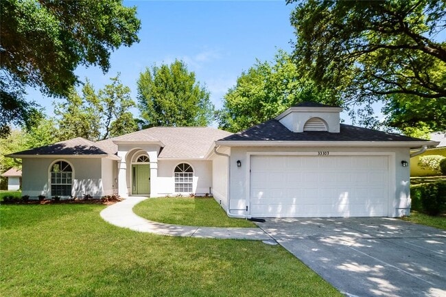 Primary Photo - 33303 Lake Bend Cir