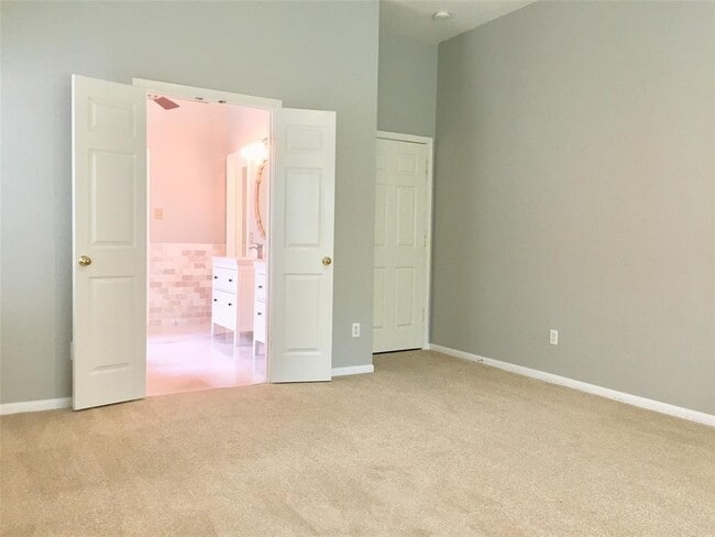Building Photo - 22539 Bristolwood Ct