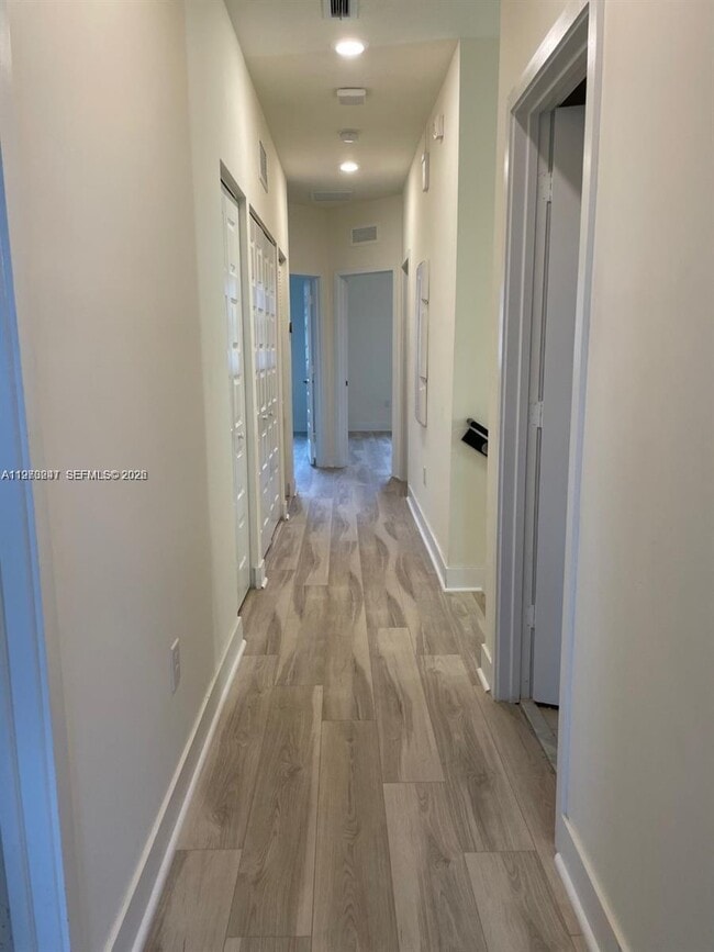 Building Photo - 10521 NW 81st Terrace