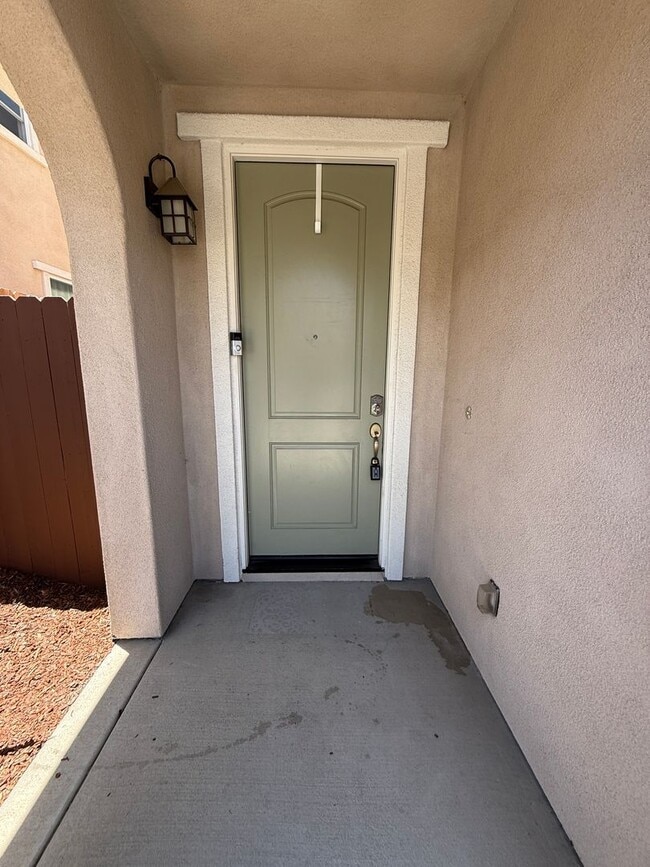 Building Photo - Beautiful Newer Two Story Home in The Gated Community of HG Gardens