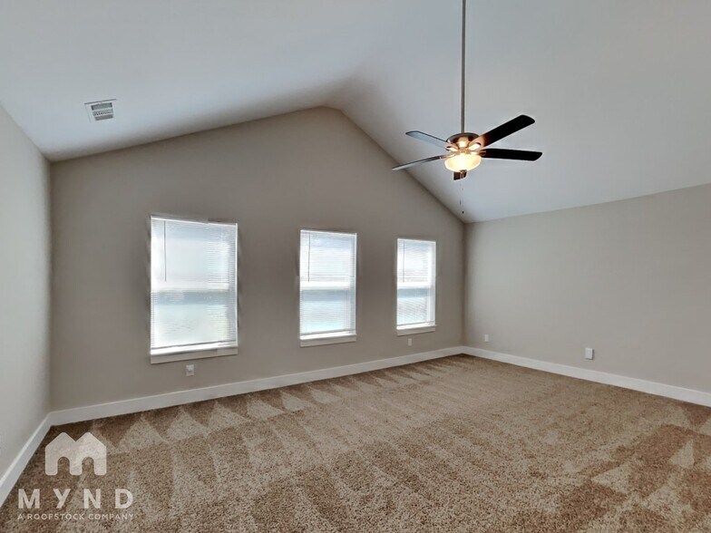 Building Photo - 5517 Van Horn Dr