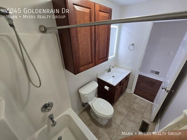 Building Photo - 6045 Goldenrain Dr