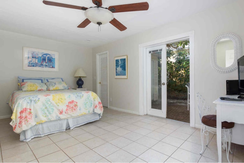 Building Photo - 9480 Frangipani Dr