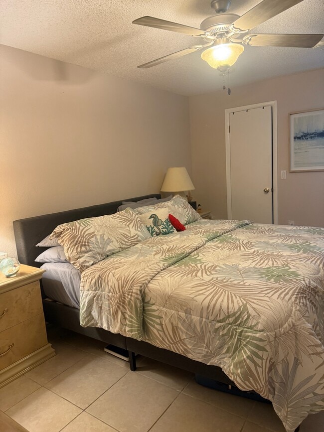 Building Photo - 10037 62nd Ter