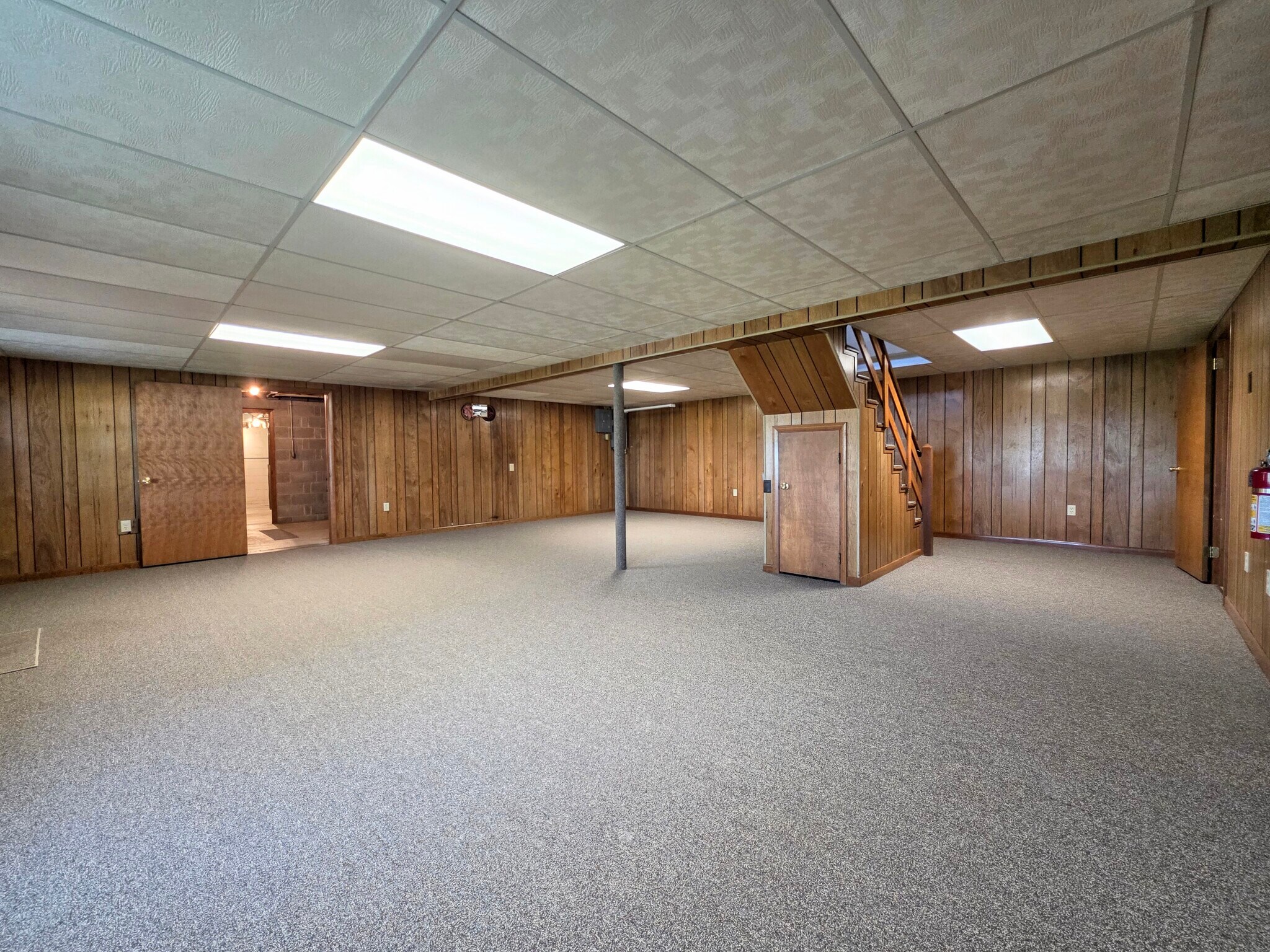 Building Photo - 154 Valley View Dr