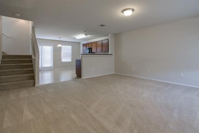 Building Photo - 552 Crystal Springs Dr