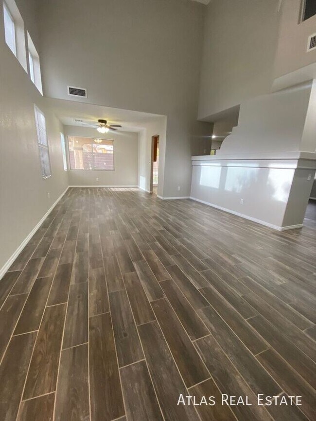 Building Photo - 6246 Apple Orchard Dr