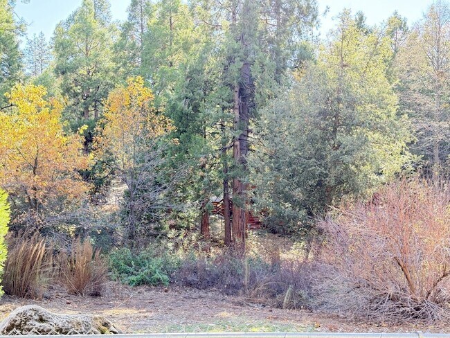 Building Photo - 54059 Montgomery