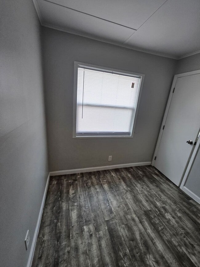 Building Photo - 529 Revere Rd