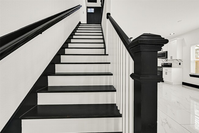 Building Photo - 13106 Donegal Way