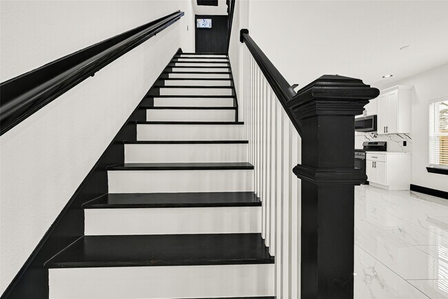 Building Photo - 13108 Donegal Way