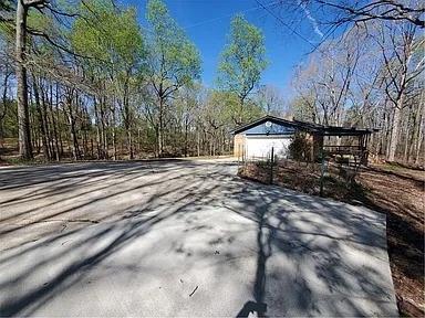 Building Photo - 33 Resty Hughes Cir