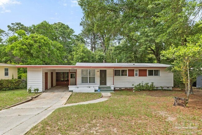 Primary Photo - 4936 Springhill Dr