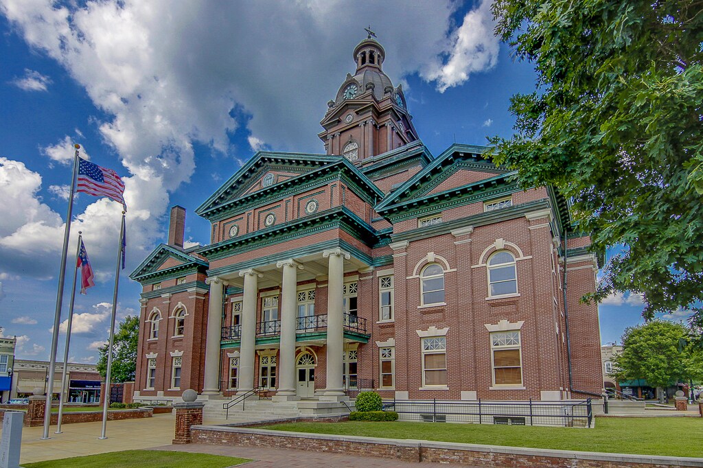 Building Photo - 48 Clark St