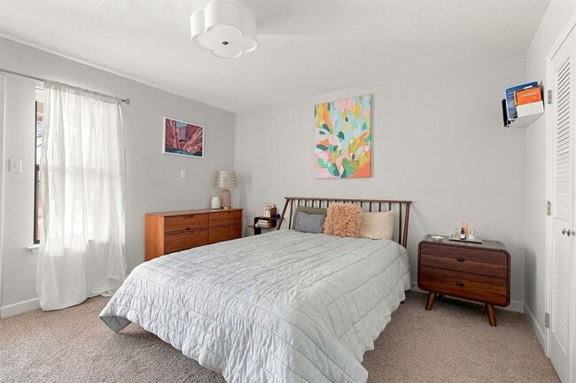 Building Photo - 3303 W William Cannon Dr