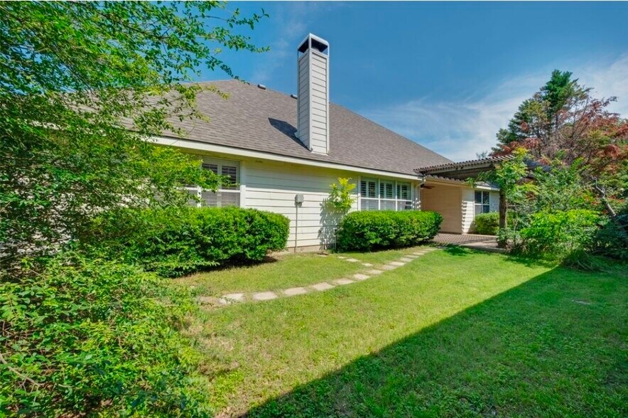 Building Photo - 7428 Boulder Creek Dr