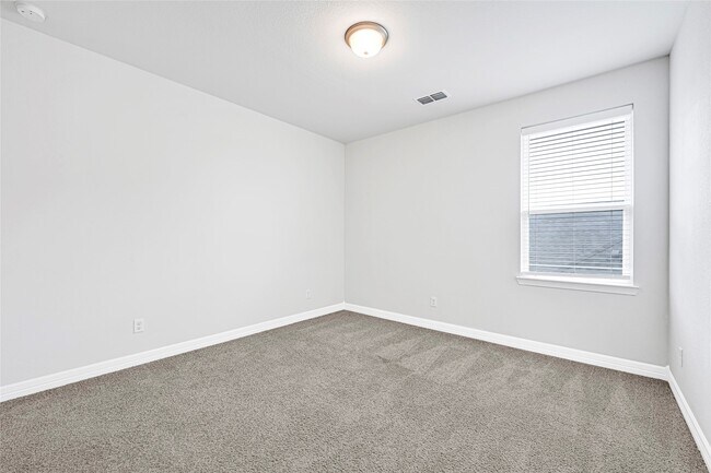 Building Photo - 9339 Galloway Wds Trl