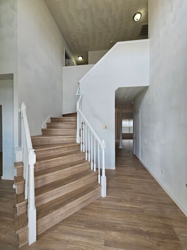 Building Photo - Newly Renovated Two-Story 4BR/2.5BA Home - Chester Area, North Chesterfield