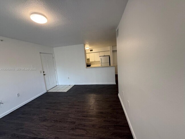 Building Photo - 15470 SW 284th St