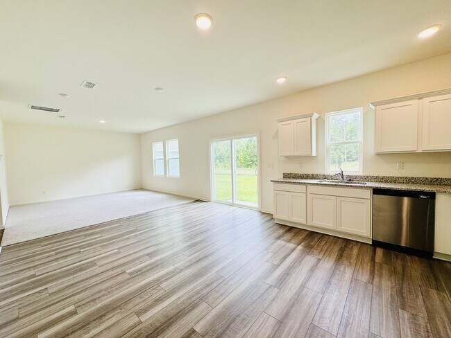 Building Photo - 623 Muster Fld Ct