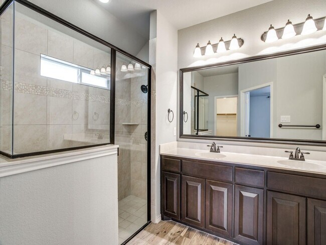 Building Photo - 5932 Trout Dr