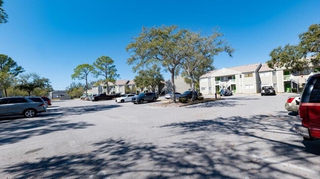 Building Photo - 7298 Ulmerton Rd