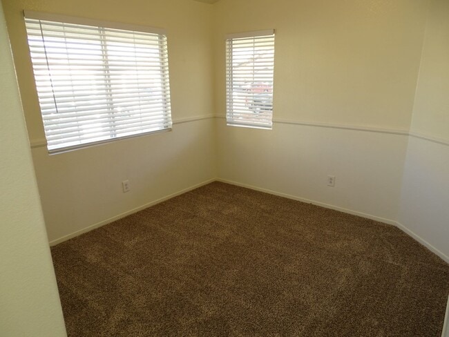 Building Photo - Well Kept One Story North Las Vegas Cul De...