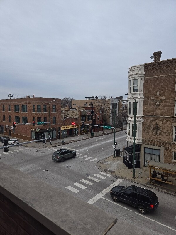 Building Photo - 2755 W Augusta Blvd