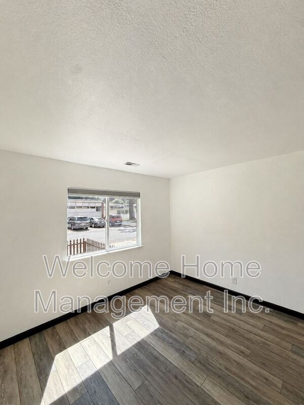 Building Photo - 663 F St